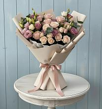 Букет цветов из:  Розы и Лизиантусы в Плеханово