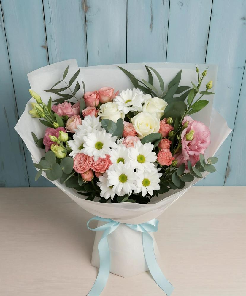 Букет цветов из: Розы, Лизиантусы и Хризантемы в Плеханово
