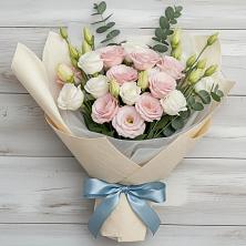 Букет цветов из:  Лизиантусы в Плеханово