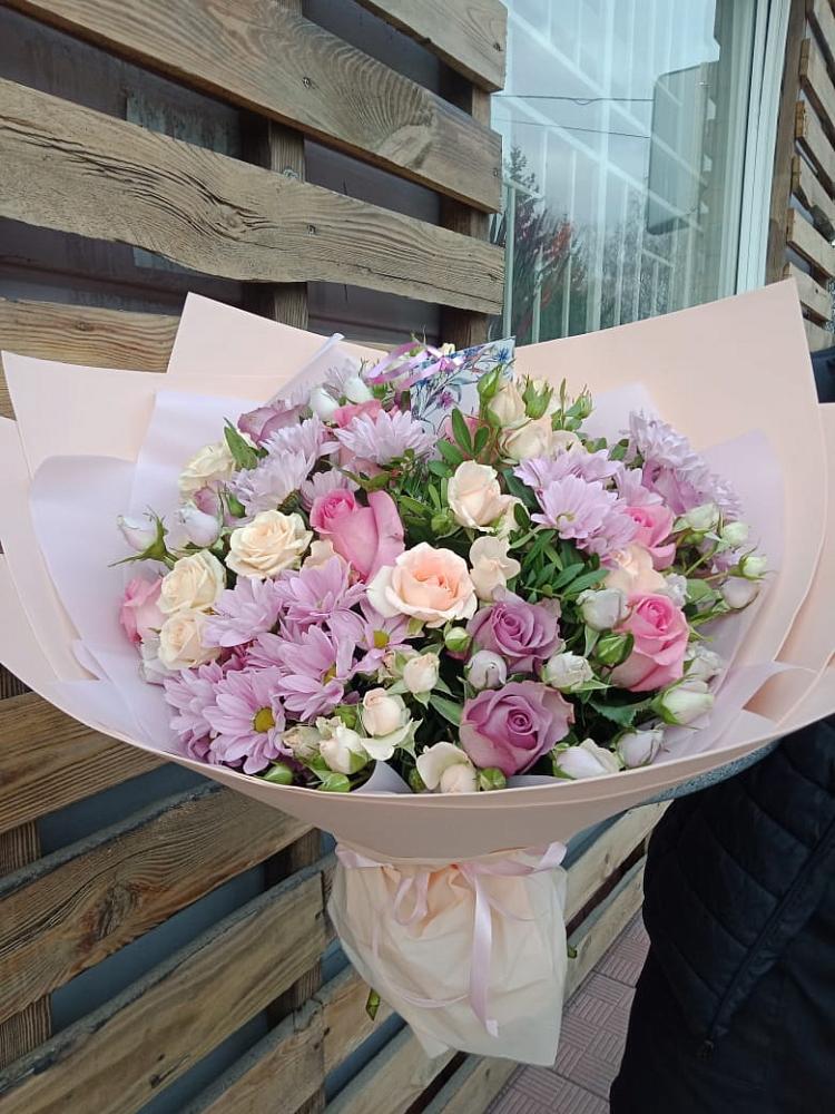 Букет цветов из: Розы и Хризантемы в Плеханово