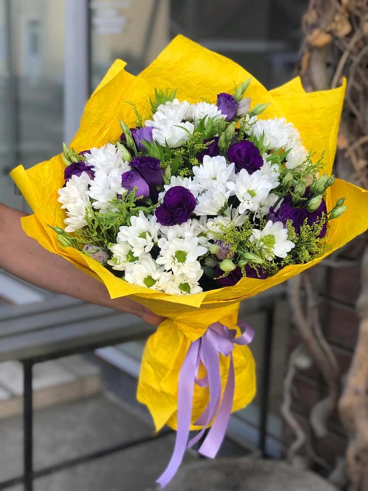 Букет цветов из: Ирисы, Хризантемы и Ромашки в Плеханово