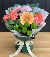 Букет цветов из:  Гвоздики, Розы, Герберы и Хризантемы #REPLACE_PRED# Плеханово