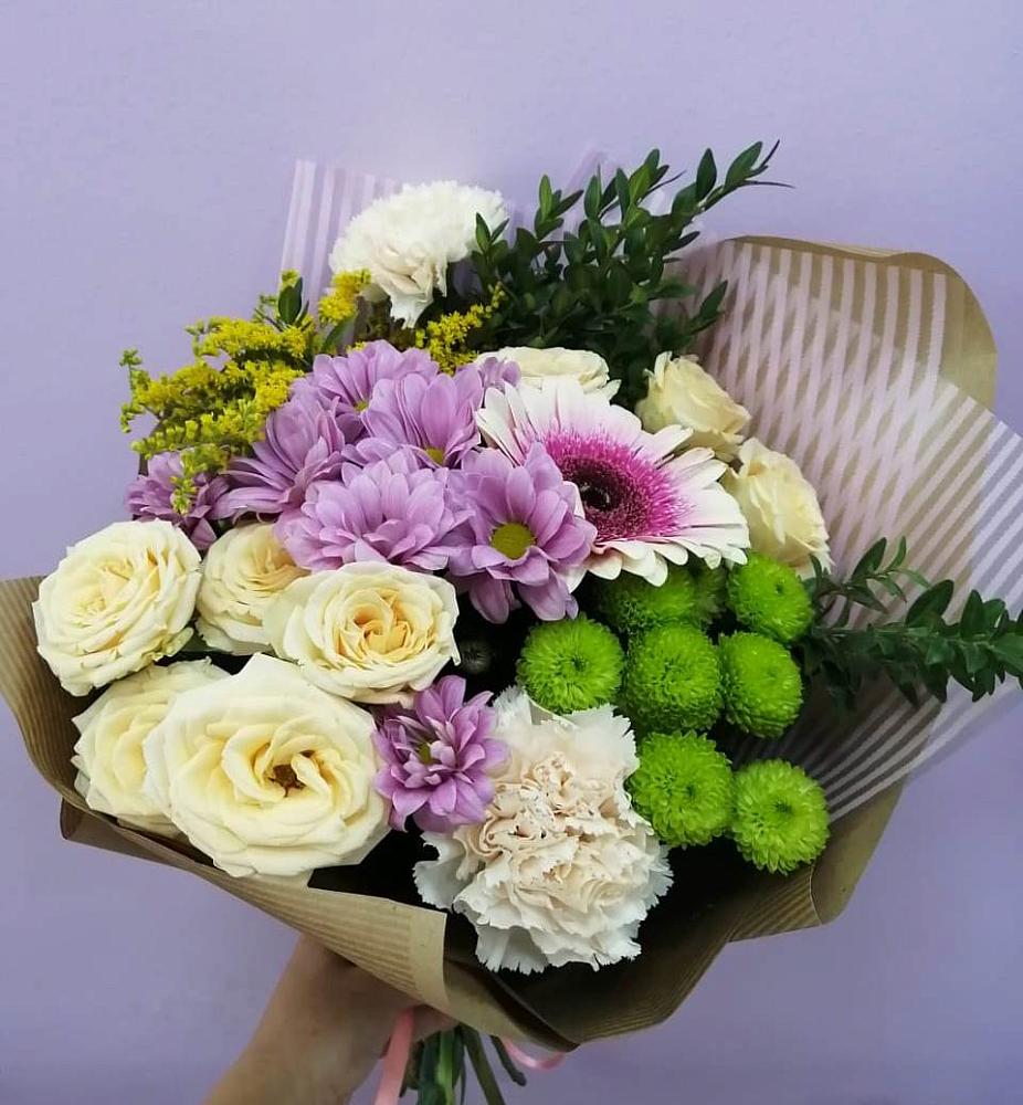 Букет цветов из: Хризантемы, Розы, Гвоздики и Герберы в Плеханово